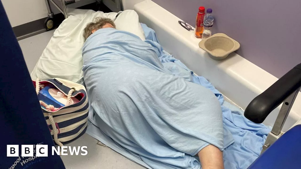 Blackpool Victoria Hospital: Cancer patient's 'uncomfortable' sleep on corridor floor