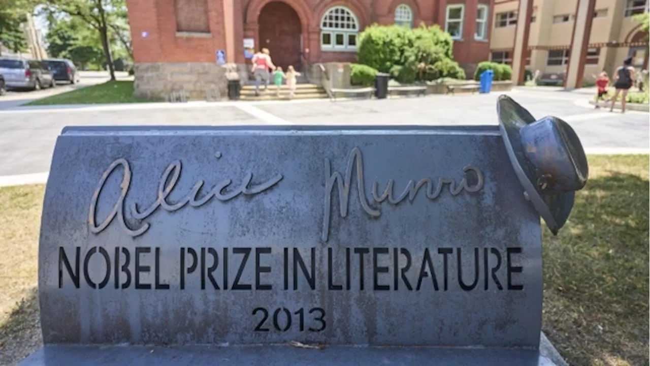 Ontario town where Alice Munro lived would 'consider' amending monument, mayor says