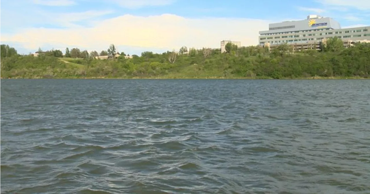 ‘Be prepared’: Saskatoon Fire reminds residents about water safety during heat wave