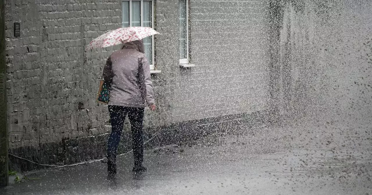 Met Eireann weather warning LIVE updates as 24-hour deluge set to hit all four provinces