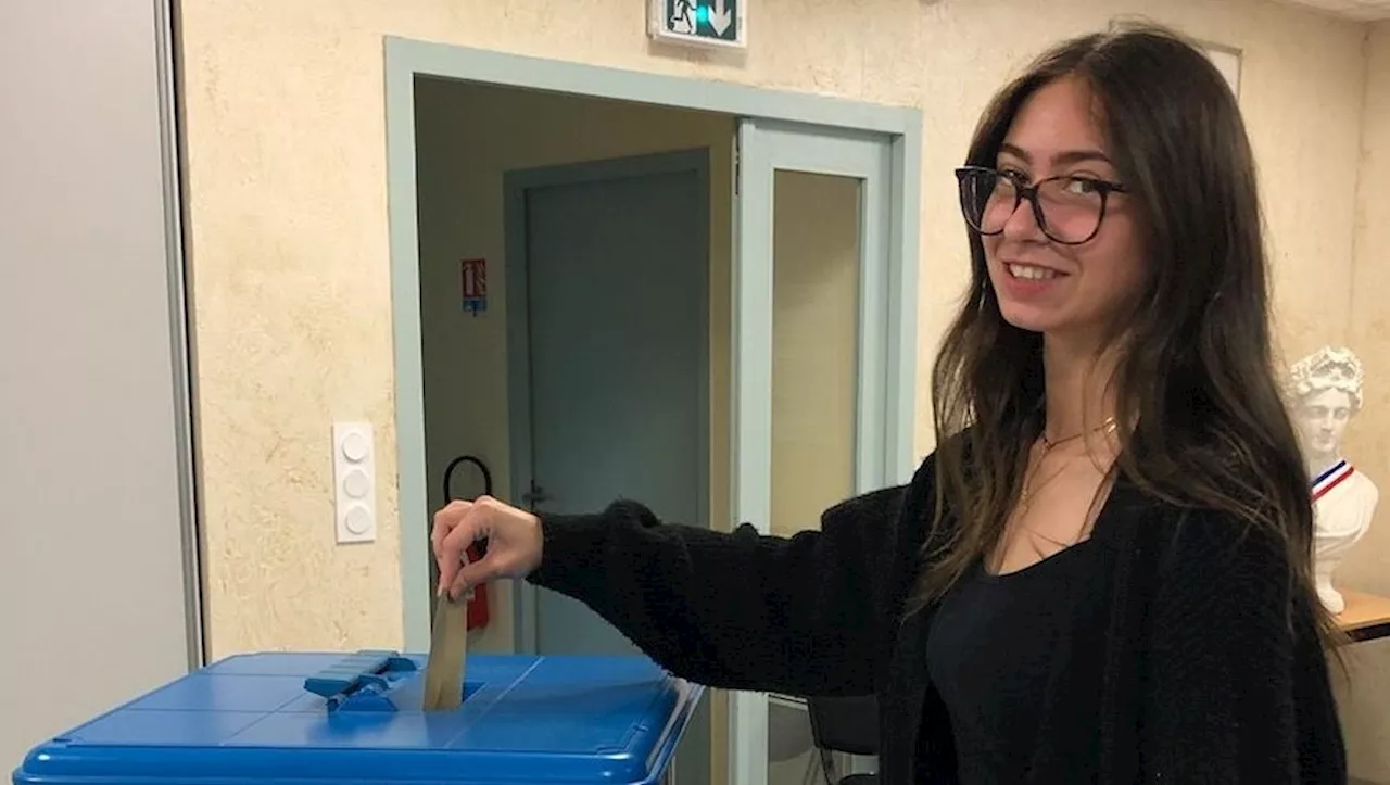 Fraîchement majeure, Océane vote 0 Ladern-sur-Lauquet