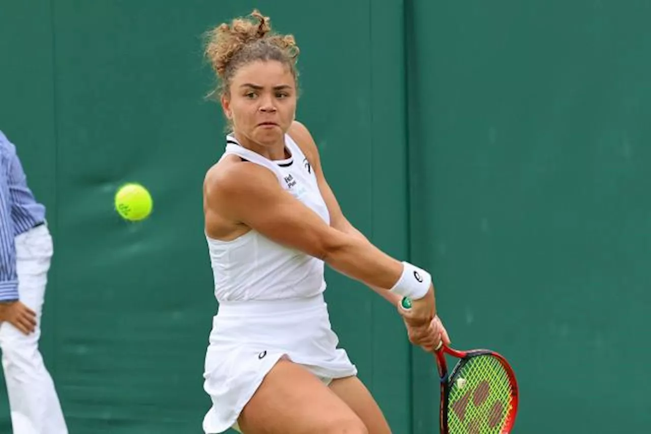 Jasmine Paolini en demi-finales de Wimbledon après sa victoire expéditive contre Emma Navarro