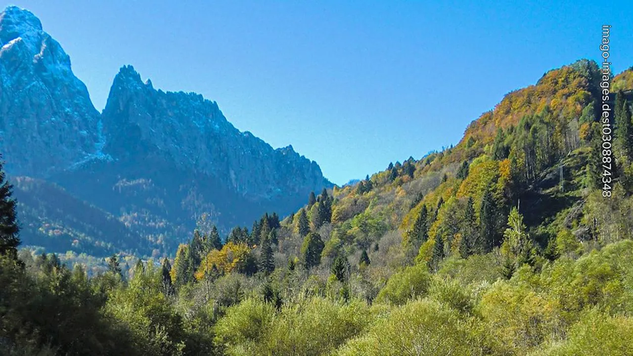 Aufschrei in Italien: Paar unternimmt ungesicherte Dolomiten-Wanderung mit Kind im Arm