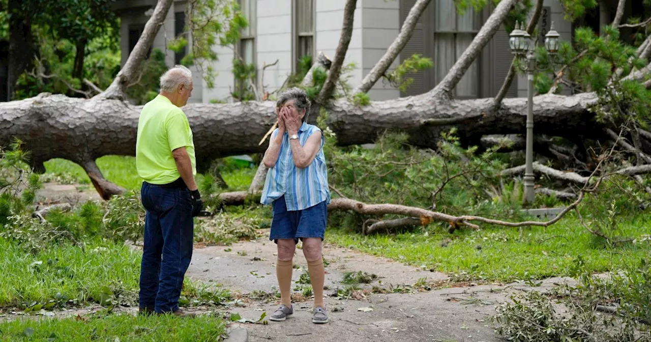 Beryl leaves millions without power and air conditioning as dangerous heat takes aim at Texas