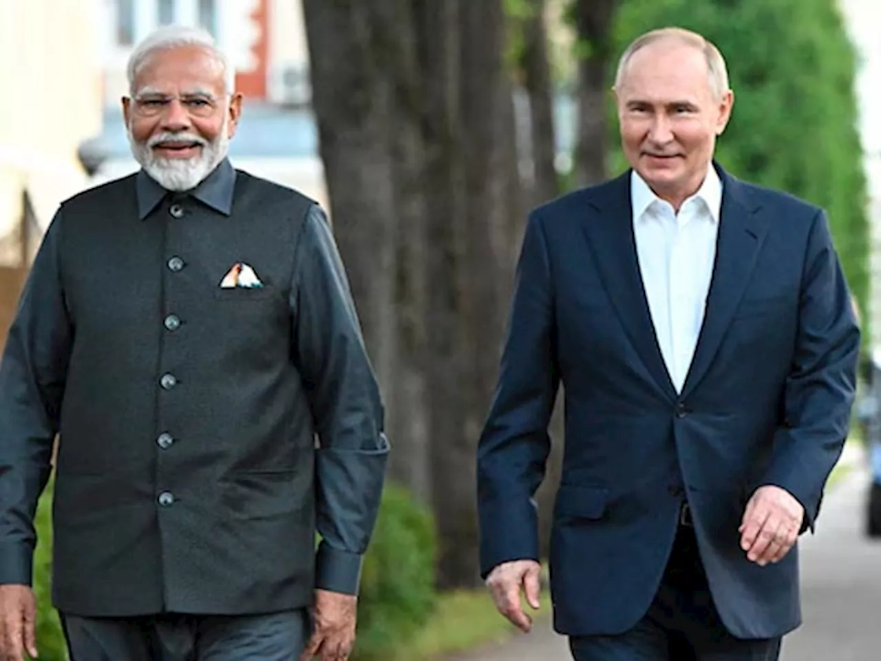 PM Modi Russia Visit: पीएम मोदी ने देशवासियों को दी खुशखबरी, रूस में दो नए काउंसलेट खोलने का एलान