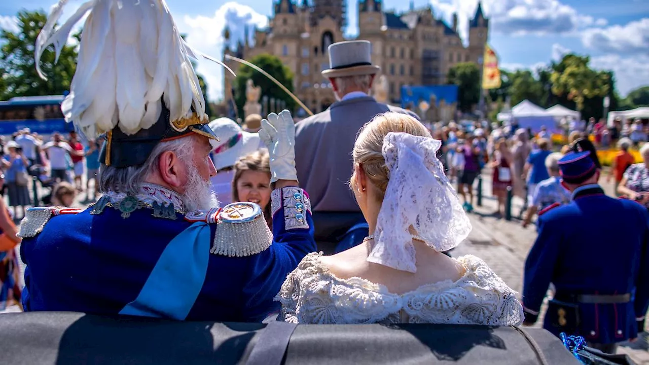 Mecklenburg-Vorpommern: Public Viewing in Schwerin zur Weltkulturerbe-Entscheidung