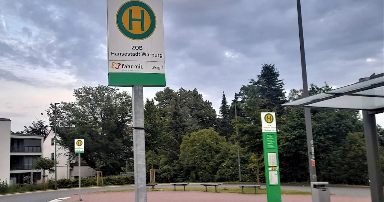 Ängste im Netz geschürt: Hatte Mann am ZOB Warburg eine Waffe gezogen?