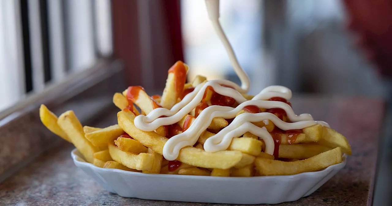 Der große Test: Hier gibt es in Bielefeld die besten Freibad-Pommes