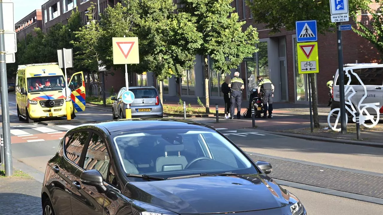 112-nieuws: botsing scooter en auto in Breda • kapotte vrachtwagen op A50