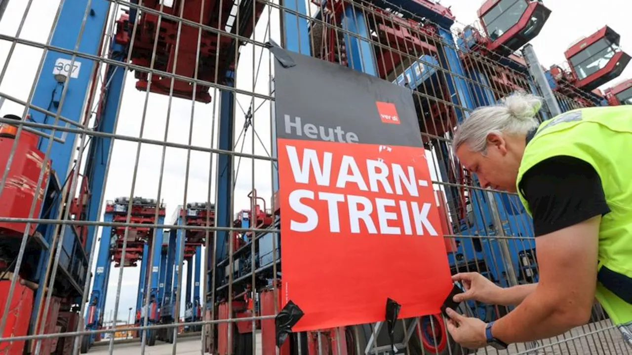 Tarifkonflikt: Warnstreik im Hamburger Hafen hat begonnen