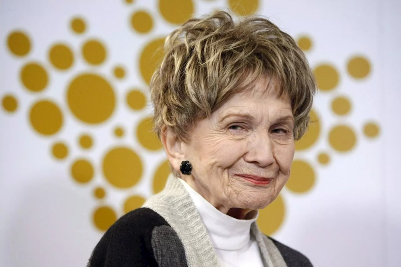 Literary world grapples with revelation Alice Munro stayed with her daughter's abuser