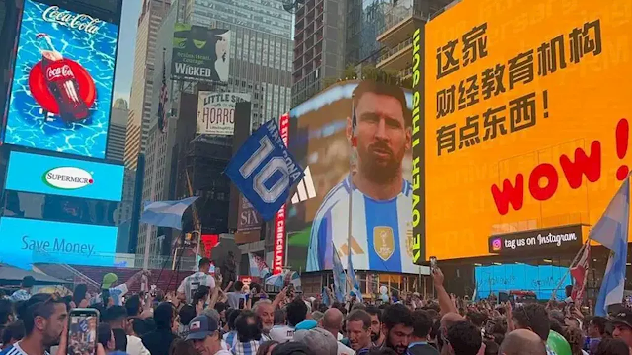 Afición de Argentina invade el Times Square de New York previo a Semifinal de Copa América