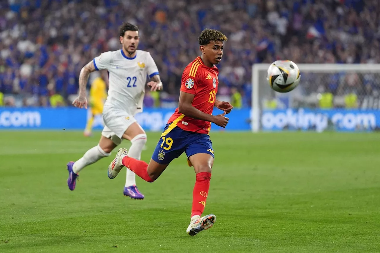 Spanje verslaat Frankrijk en is mogelijk tegenstander Oranje in EK-finale