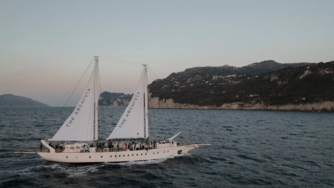 Sono tornata a Napoli per la mini crociera a Capri di The Archivia, un tributo d'amore alle radici partenopee del brand