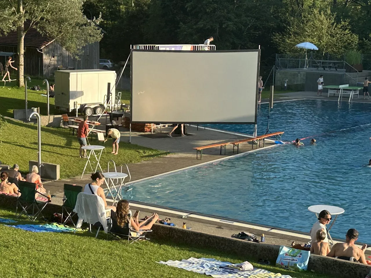 Public Viewing: Egger Schwimmbad wird jetzt zum EM-Final-Hotspot