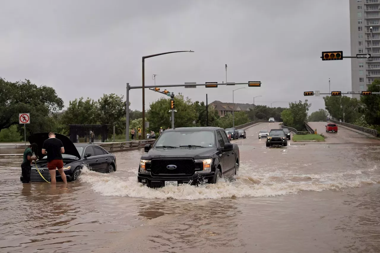 Beryl Batters Texas, Killing 4 Along A Storm-weary And Waterlogged ...