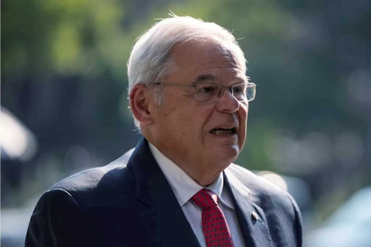 In closing, prosecutor says Sen. Bob Menendez's behavior in response to bribes was 'wildly abnormal'