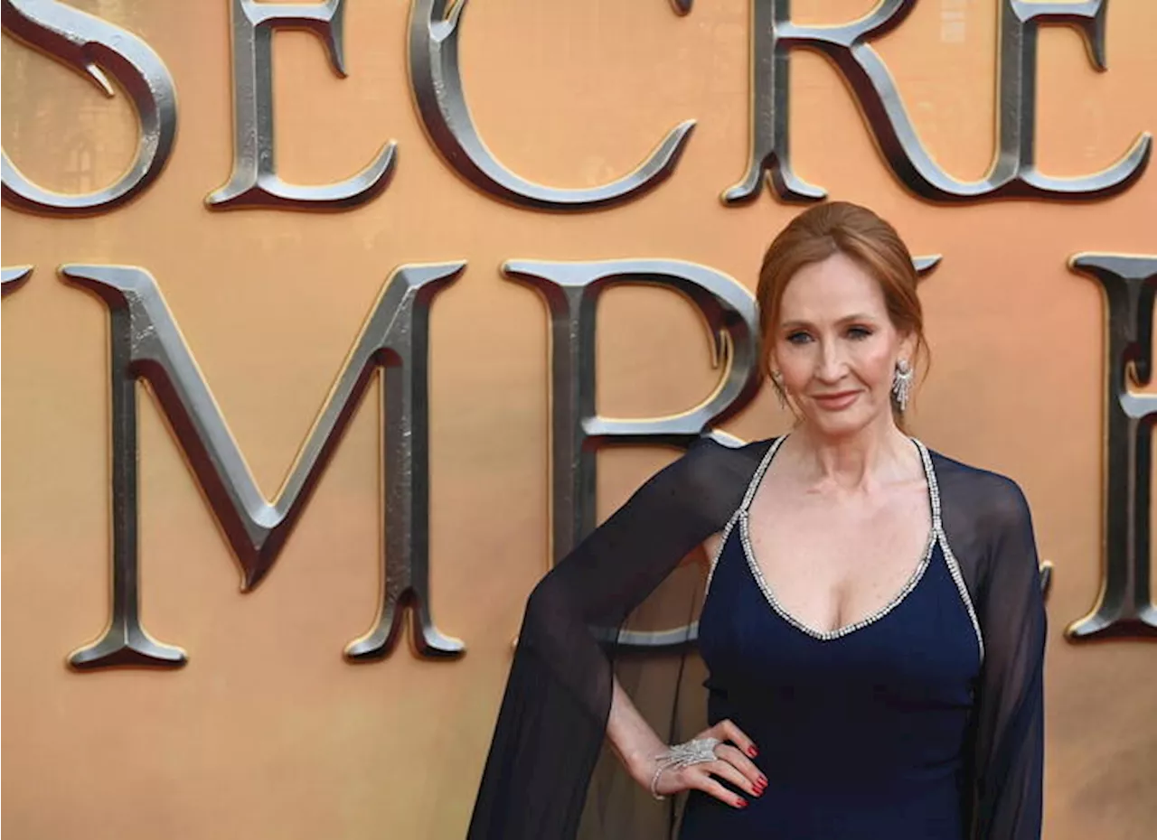 Parigi: JK Rowling, 'Carini ha subito ingiustizia brutale'