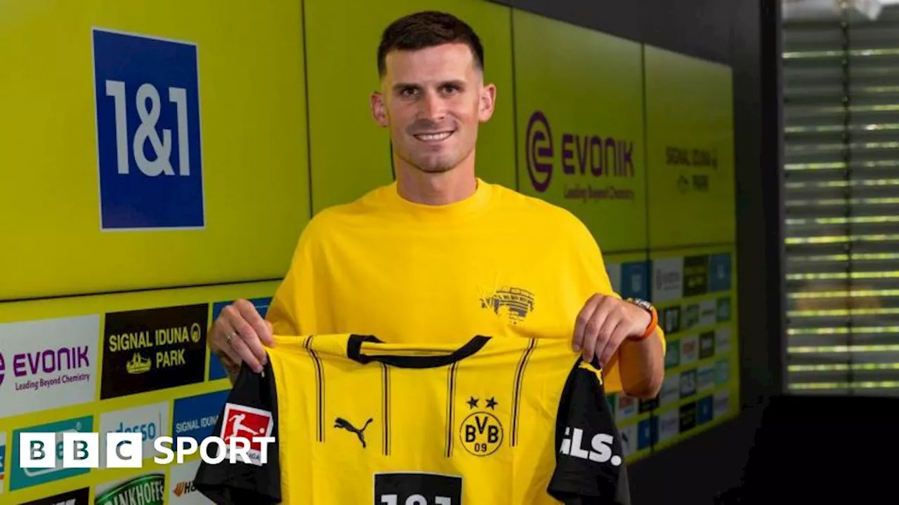 Pascal Gross: Dortmund sign Brighton midfielder for undisclosed fee