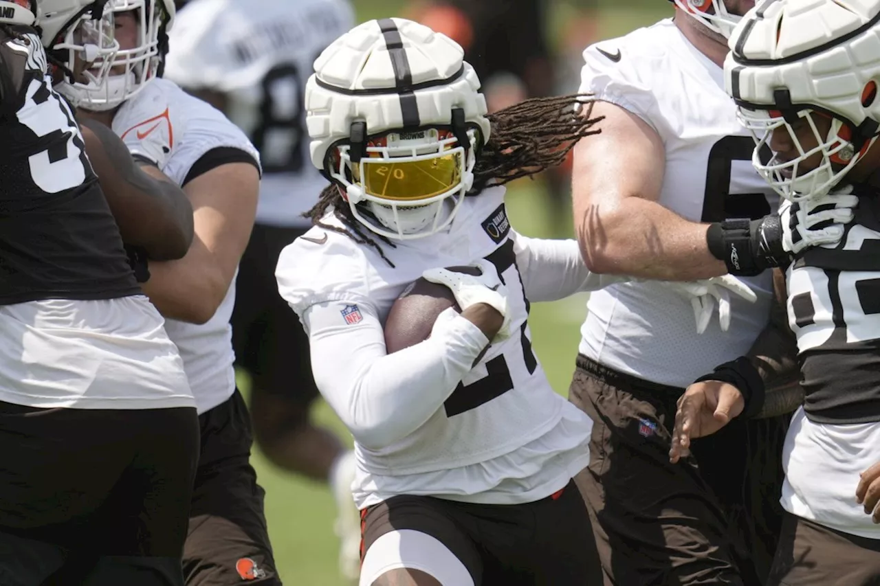 Browns RB D'Onta Foreman to be released from hospital after neck injury in practice