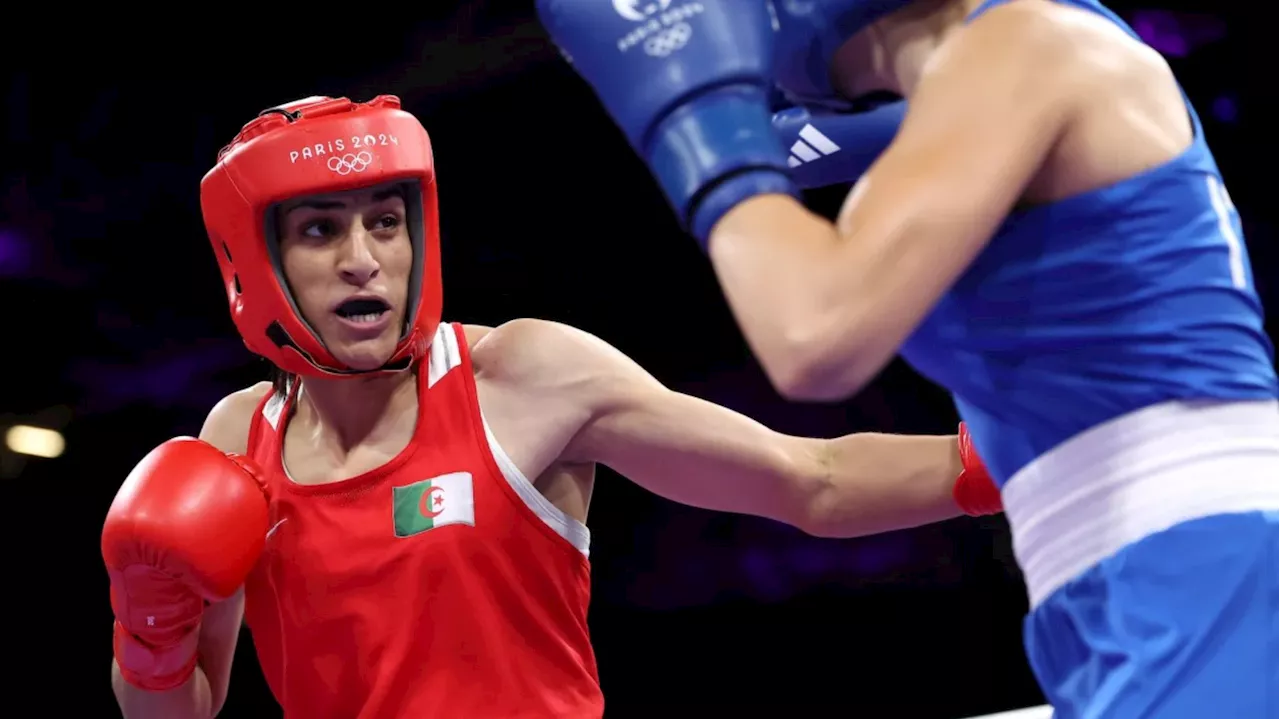 Imane Khelif, boxeadora argelina que tuvo problemas con una prueba de género, gana su primer combate olímpico en París tras la renuncia de su rival