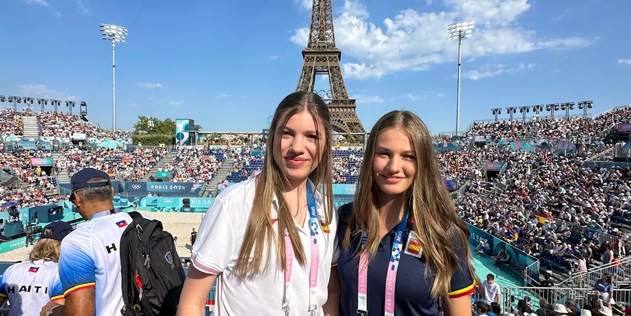 Leonor e Sofia di Spagna sono state avvistate sugli spalti delle gare di Parigi 2024