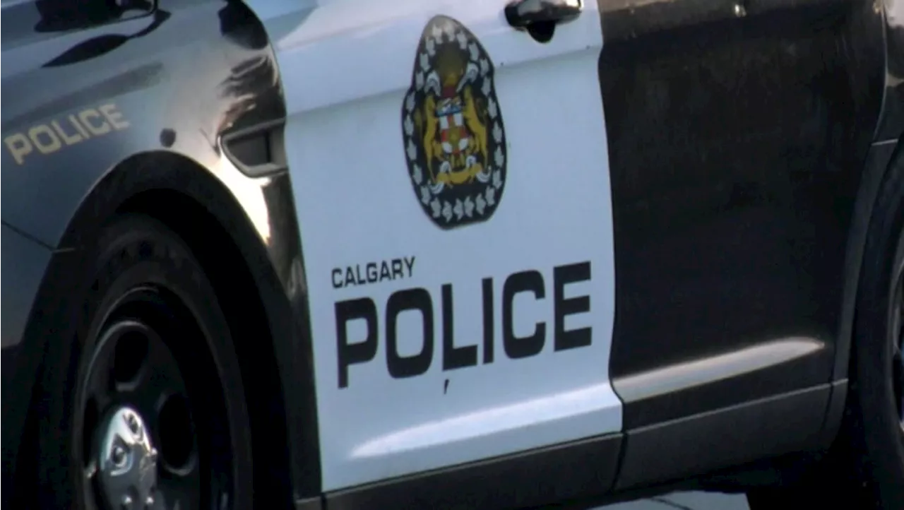 1 dead after pickup truck, motorcycle collide in southeast Calgary