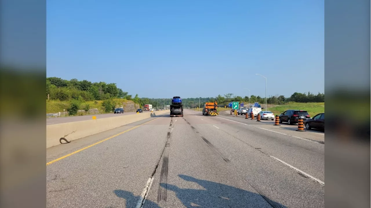 Construction worker struck by a truck on Hwy. 401 in Kingston, Ont. area