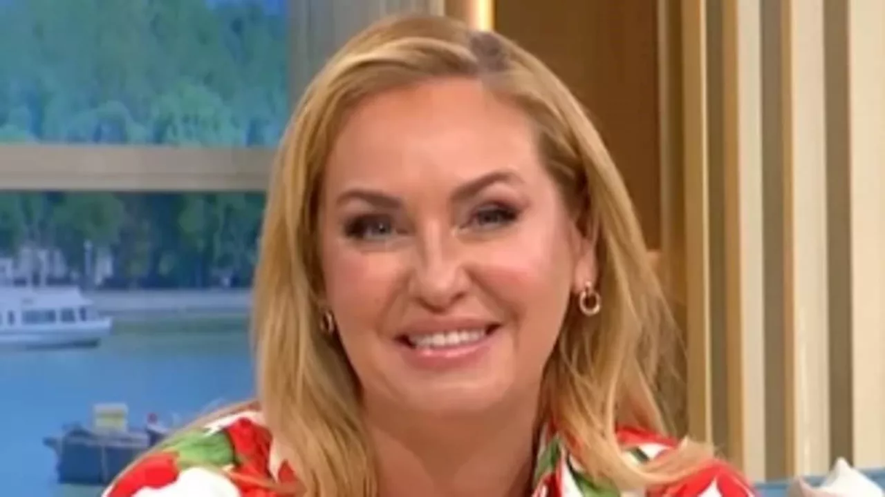 This Morning's Josie Gibson gasps 'don't throw me under the bus' as co-host probes her love life...