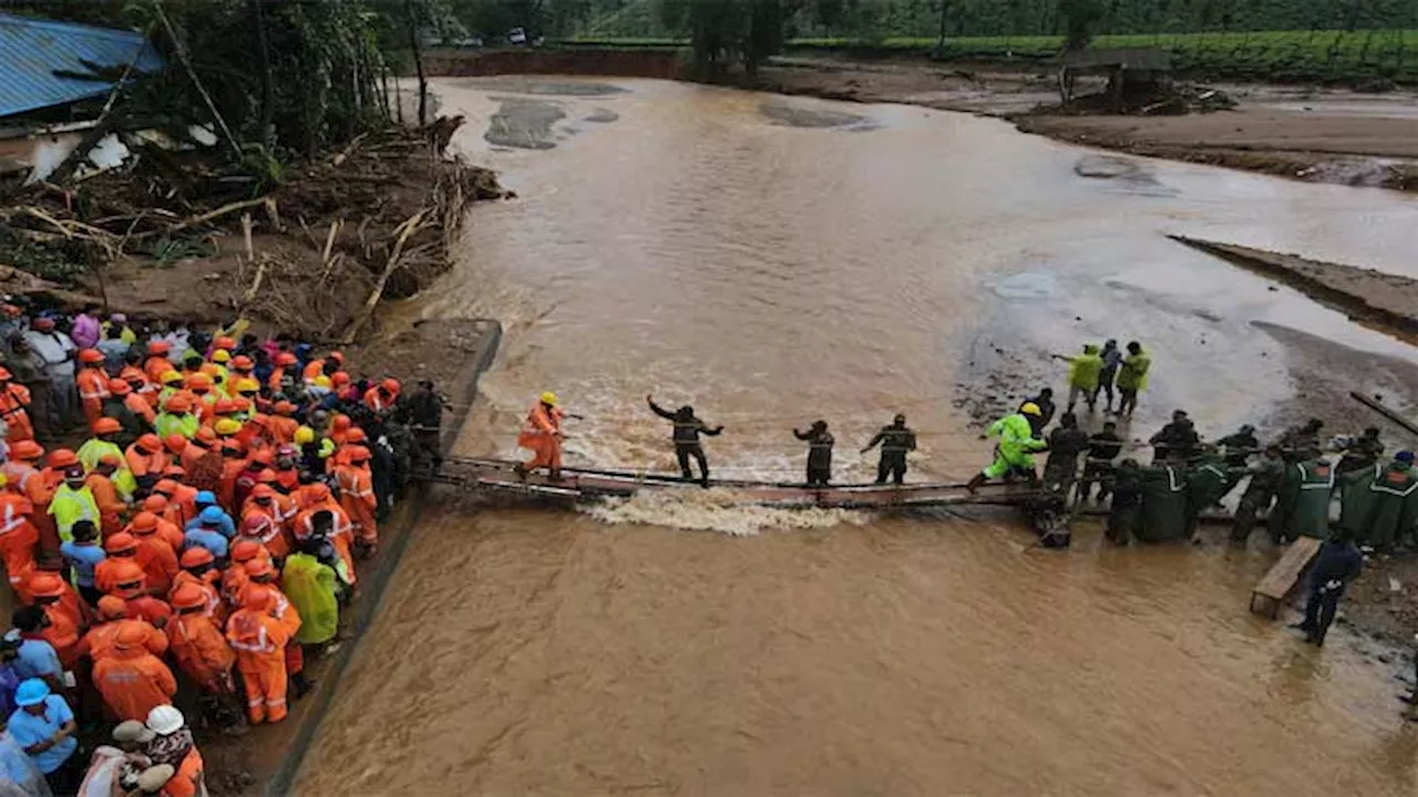 Kerala's Wayanad landslide: Army building bridge to marooned area