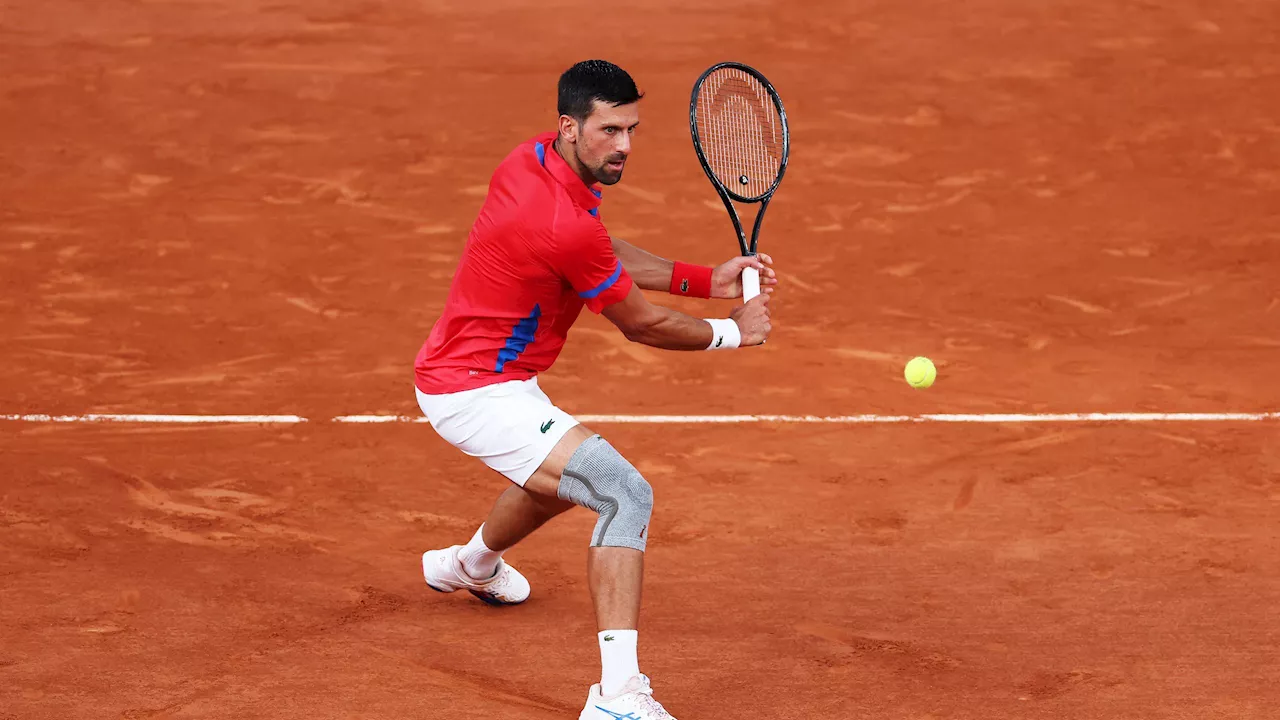 Tennis: Novak Djokovic schlägt im Viertelfinale Stefanos Tsitsipas und kämpft um Medaillen