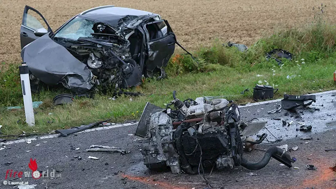 Oö: Pkw-Lkw-Kollision in Rohr im Kremstal: Person eingeklemmt, Motorblock herausgerissen