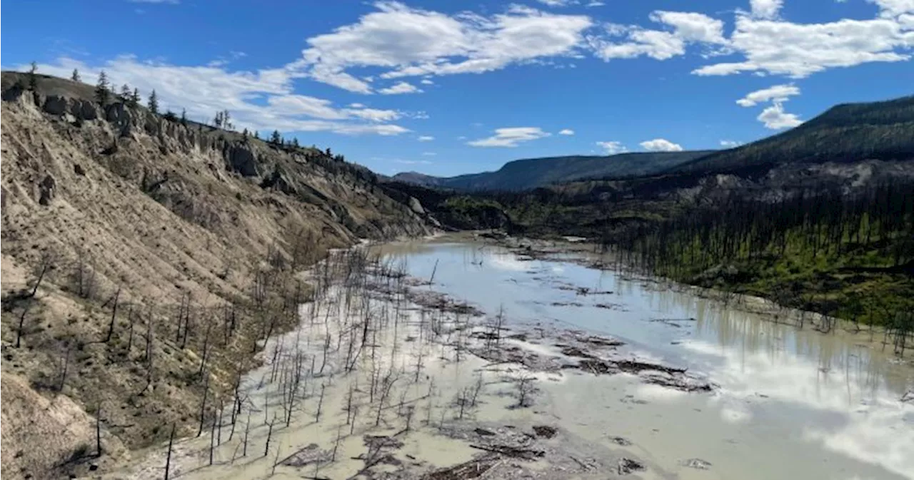 ‘Massive’ Chilcotin River landslide break expected in next 24 to 48 hours, officials say