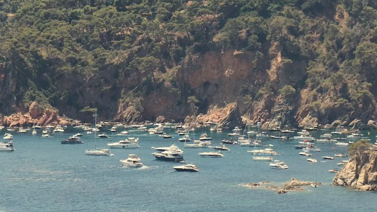 La Costa Brava, 'víctima de la masificación': exceso de barcos en las calas