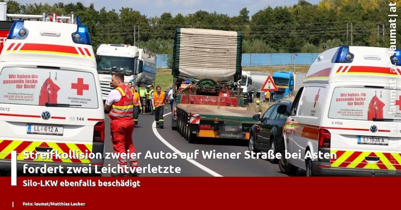 Streifkollision zweier Autos auf Wiener Straße bei Asten fordert zwei Leichtverletzte