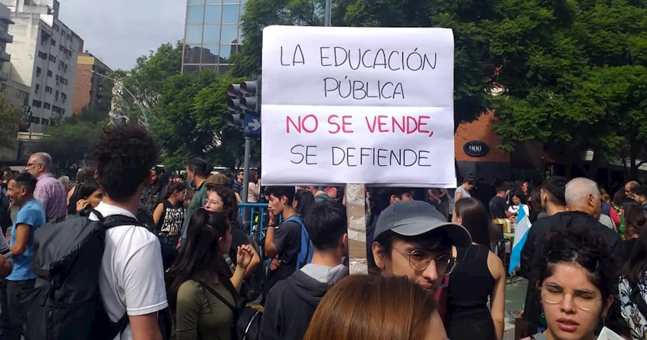 Conflicto docente: Capital Humano asegura que los sueldos subieron 71% este año