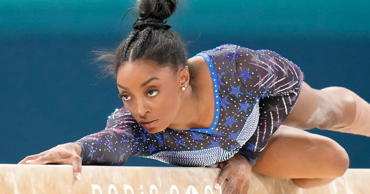 Simone Biles supera a Rebeca Andrade y recupera el trono en el all-around