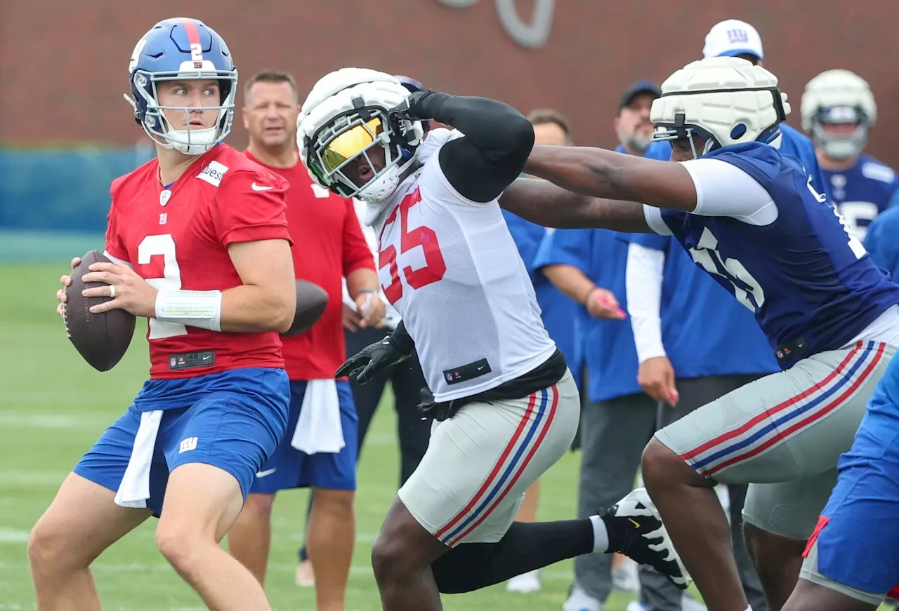 Giants training camp takeaways: Defensive line dominates, offensive line carousel continues