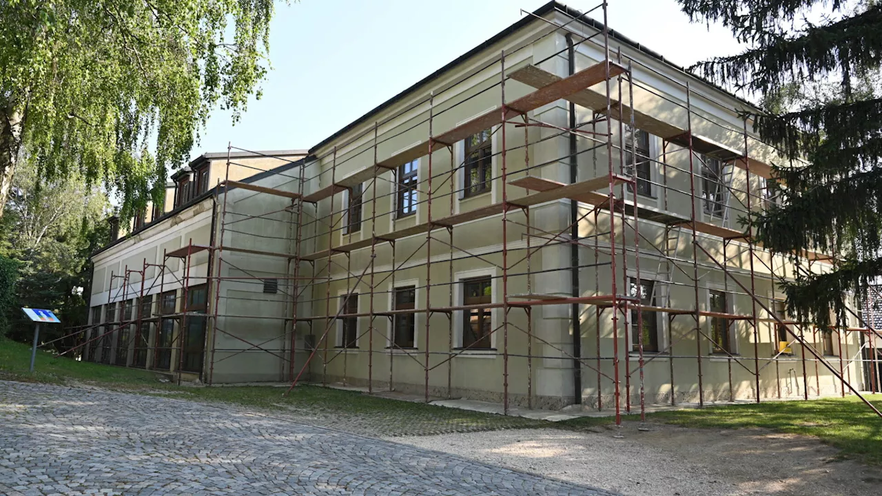 Gnadendorf: Fassade der Volksschule wurde in den Ferien saniert