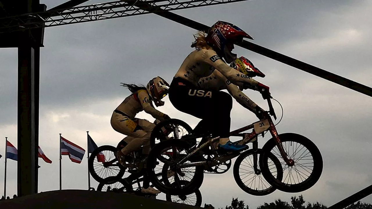 Nederlanders in actie bij kwartfinales BMX • Straks Schouten in finale 200 meter schoolslag