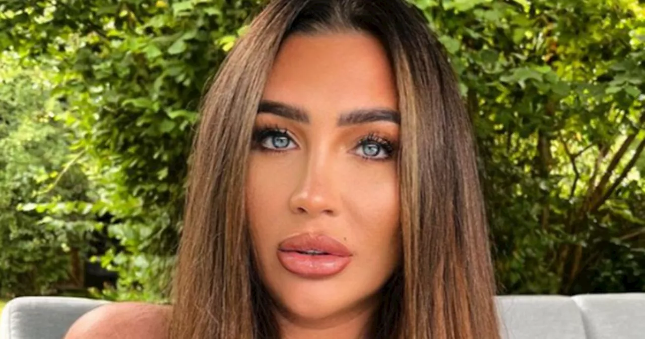 Lauren Goodger 'scared and in pain' as she shares snap of agonising hernia