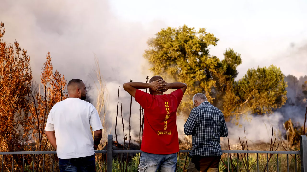 Incendio a Ponte Mammolo, la pista della criminalità dietro al maxi rogo