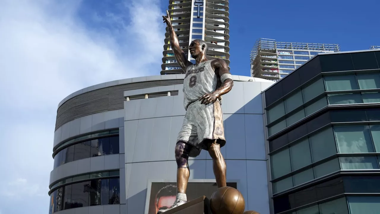 Lakers Set To Unveil New Kobe Statue On Friday