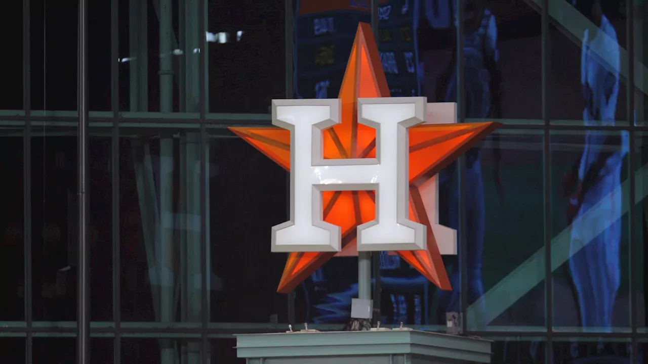 Red Sox Could Target Available Ex-Astros Veteran To Add Another Arm