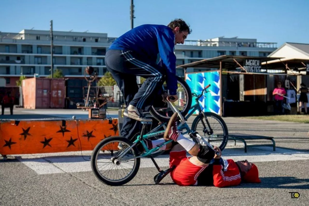 Festival des arts de la rue à Miramont-de-Guyenne : acrobaties et tarte choco-caramel entrent en piste