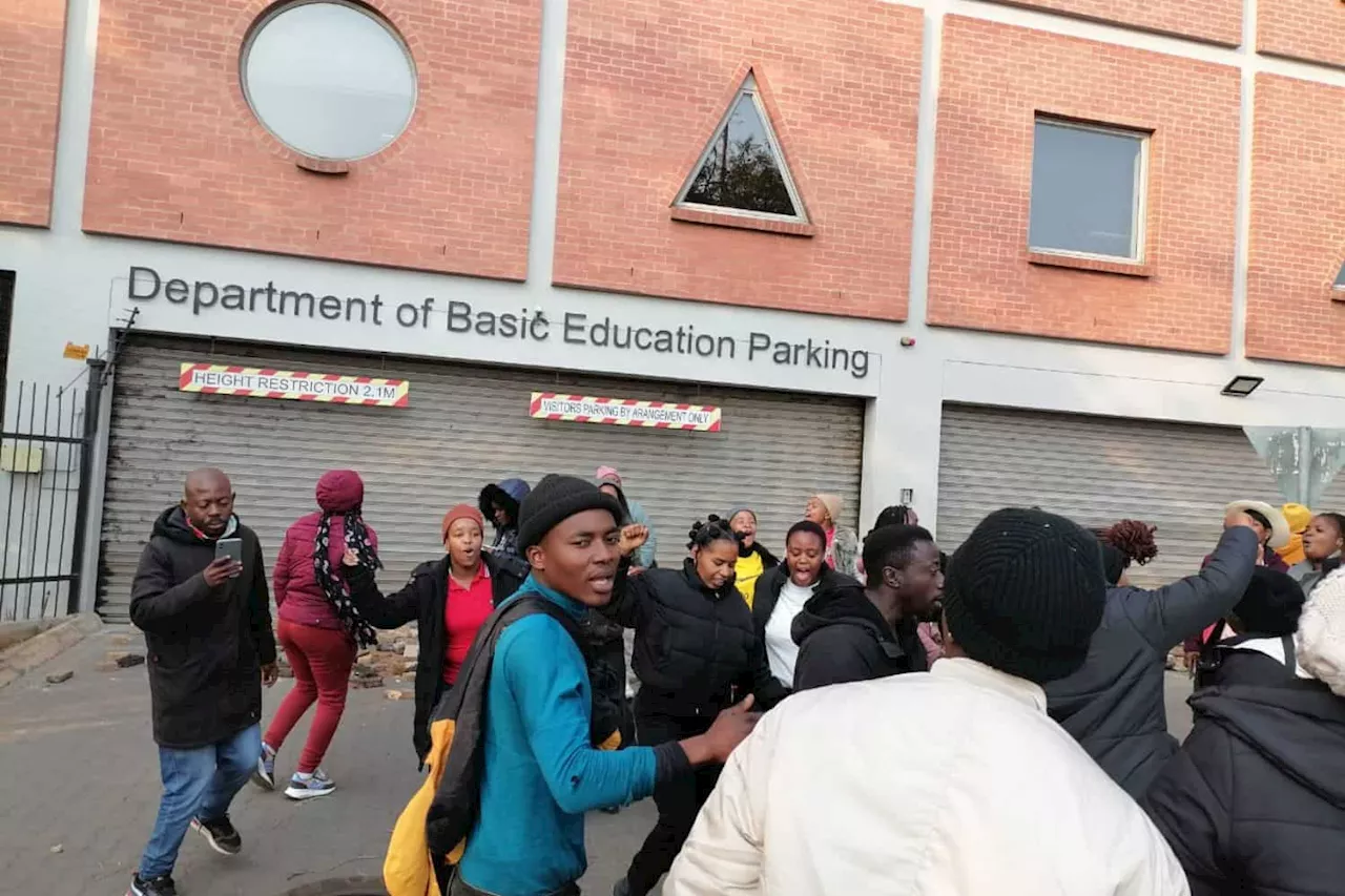 ‘No one’s coming in or out’: Youth Brigade protesters vow as GDE explains job cuts