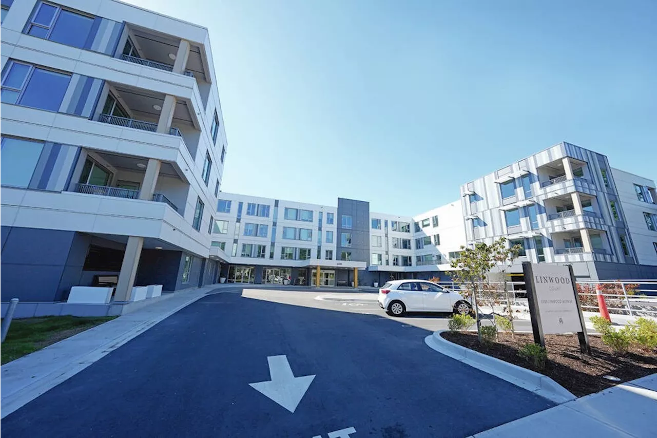 Seniors housing opens on site of '70s-era building in Maplewood, with triple the units