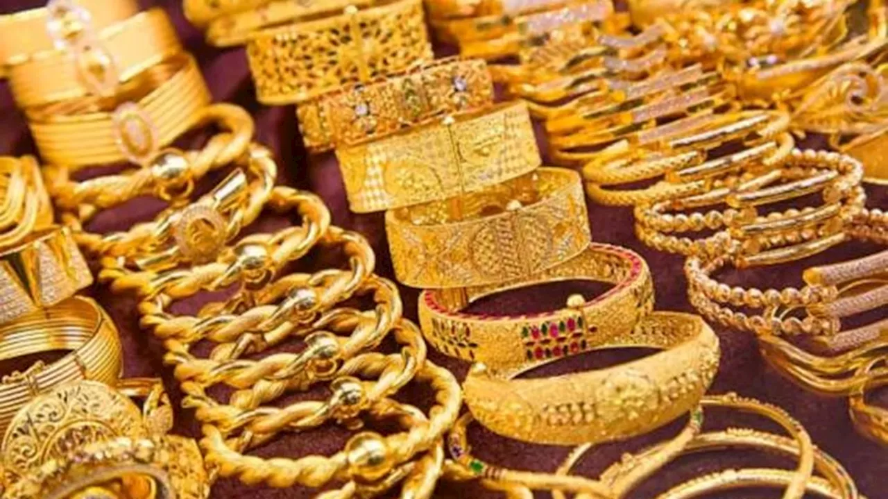 Gold Purchase: ಪ್ಯಾನ್ ಕಾರ್ಡ್ ಇಲ್ಲದೆ ನೀವು ಎಷ್ಟು ಚಿನ್ನ ಖರೀದಿಸಬಹುದು ಗೊತ್ತಾ?