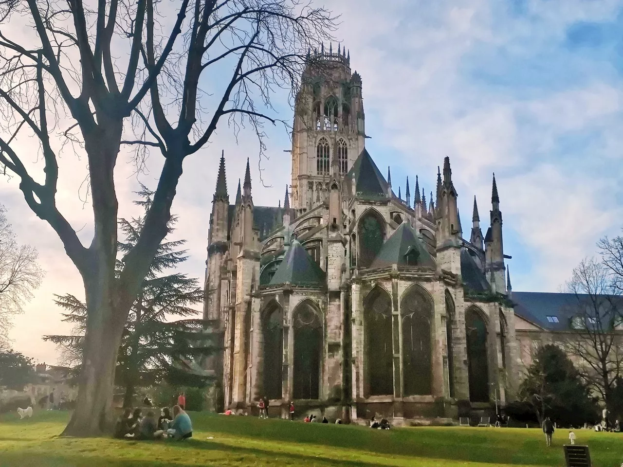 Nicolas Mayer-Rossignol, maire de Rouen, dévoile ses lieux préférés de la ville