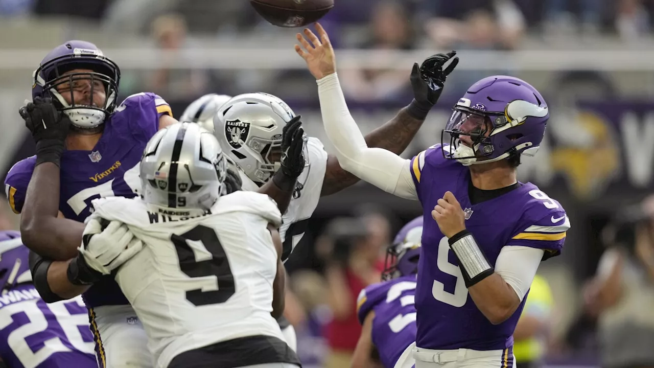 Vikings' McCarthy throws interception, 2 TDs in preseason debut for 24-23 win over Raiders